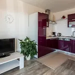 Hvar De Luxe 3*