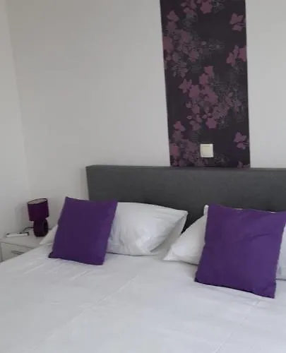 Hvar De Luxe 3*