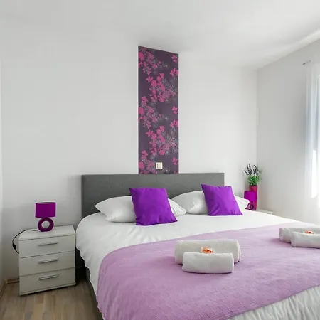 Hvar De Luxe Gasthuis 3*