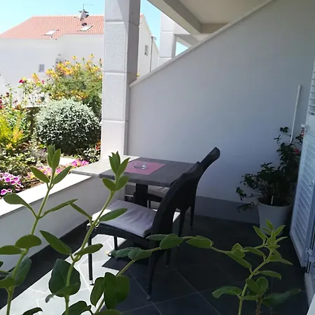 Πανσιόν Hvar De Luxe