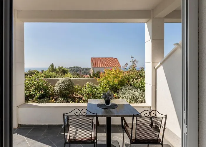 Gasthuis Hvar De Luxe 3*