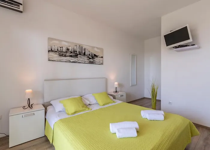 Gasthuis Hvar De Luxe 3*